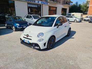 Abarth 695 1.4 Turbo T-Jet 180 CV