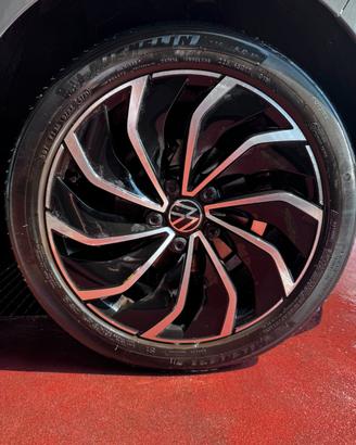 Set 4 cerchi Ventura 17” Originali VW