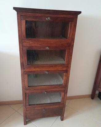 Cristalliera in noce