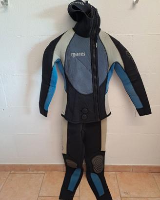 Muta per Immersioni subacquee Mares da 4 mm .