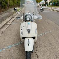 Vespa GTS 300 Super ABS 2016