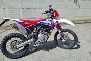 FANTIC XEF 125