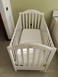 Lettino per bambini Foppapedretti con materasso