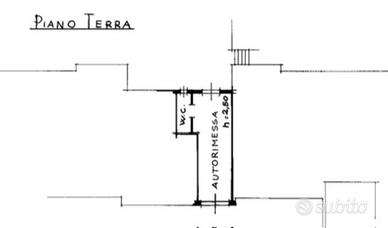 Box garage magazzino 27mq Vico alto