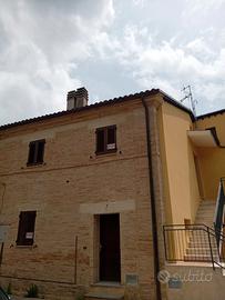 Vendita, due appartamenti