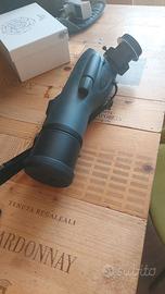 obbiettivo Nikon telescopio