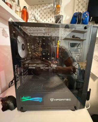 PC Gaming Assemblato a Mano