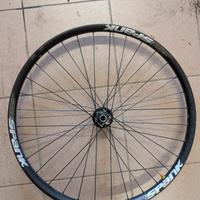 cerchi anteriori 27,5