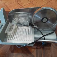 affettatrice elettrica CAD