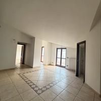 Appartamento con box e posto auto