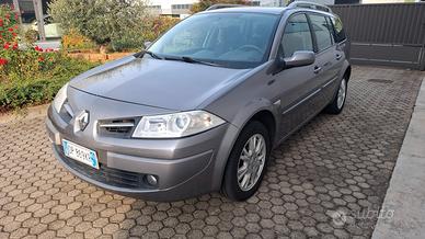 Renault Megane Mégane 1.5 dCi/105CV Grandtour Seri