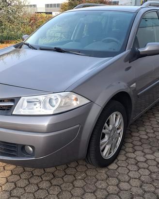 Renault Megane Mégane 1.5 dCi/105CV Grandtour Seri