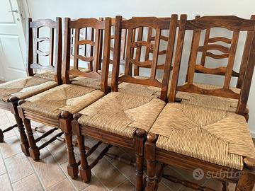 8 Sedie in legno massello impagliate