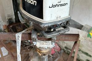 Motore Johnson 25hp per banca