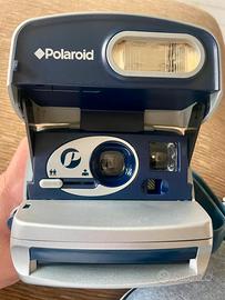 Fotocamera polaroid macchina fotografica
