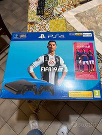 Ps4 slim 500gb+2 controller+5 giochi