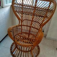 Poltrona in rattan e vimini  