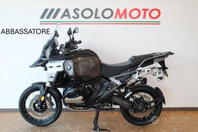Bmw R 1300 GS ADVENTURE TRIPLE BLACK CON ABBASSATO
