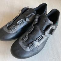 Scarpe ciclismo su strada