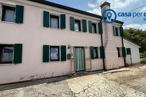 Casa singola con giardino esclusivo a San Martino