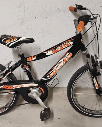 Bicicletta Atala cerchi da 20" cambio a 6 marce.
