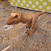 T-rex dinosauro jurassic world 