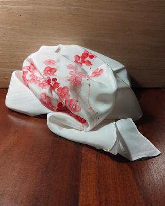 Foulard bianco di seta