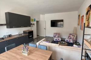 2 camere per studentesse/lavoratrici in Centro