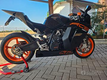 ktm rc8
