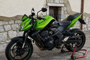 Kawasaki Z750 DEPOTENZIATA A2 (A Libretto)
