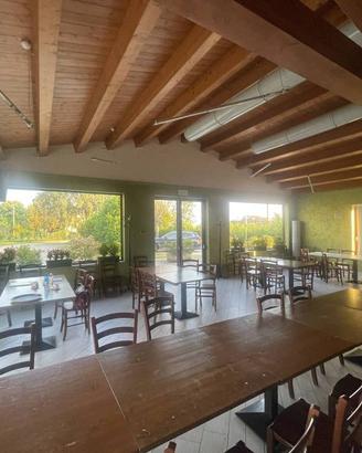 Immobile di 9432 m² con 2 locali a Bologna