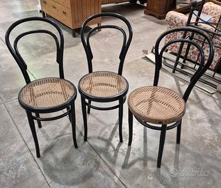 TRE SEDIE TIPO THONET