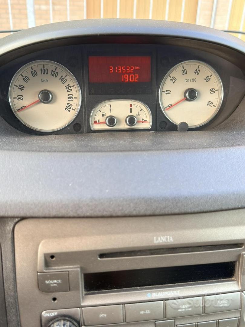 Lancia Musa 2006 photo 5