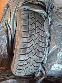 4 cerchi con gomme invernali