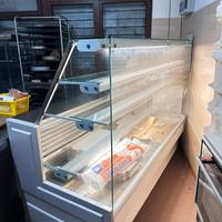 Vetrina pasticceria bar ristorante