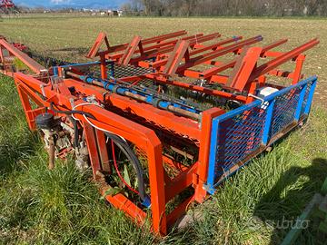 Trapiantatrice Ferrari semi automatica