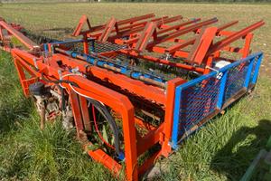 Trapiantatrice Ferrari semi automatica