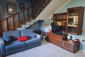 Villetta a schiera su due livelli - Domusnovas - 1