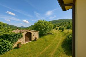 Rustico / Casale di 180 m² con 5 locali a Scarperi