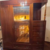 Armadio + tavolo e sedie '900