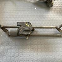 Motorino tergicristalli golf 5