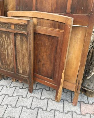 3 letti antichi vintage d’epoca in legno