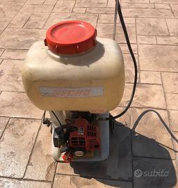 Pompa con motore a scopio