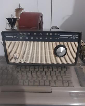 radio a valvole philips in bachelite 