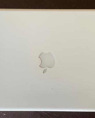 MacBook Intel Core 2 Duo-2,5Gb ram e disco 120 Gb