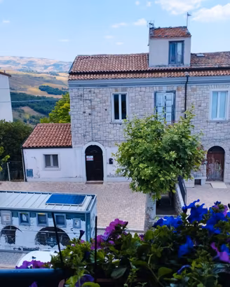 Immobile con giardino
