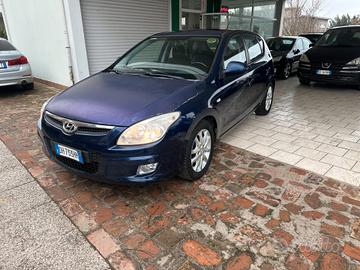 Hyundai i30 1.6 GPL (12 RATE)