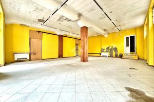 NEGOZIO A TORTONA