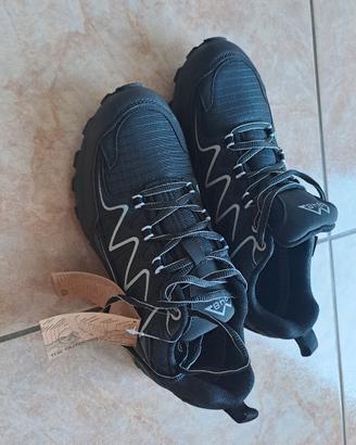 Scarpe da trekking ragazzo nuove