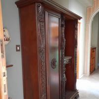 Armadio e vuotatasche antico massello